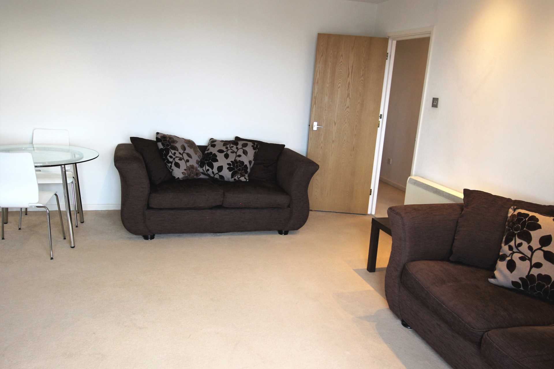 Additional Property Image 2 bedroom Flat to rent in Plymouth 4