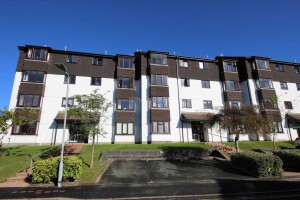 2 bedroom Flat to rent in Plymouth