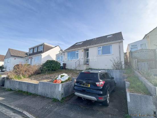 3 bedroom Detached Bungalow for sale in Saltash
