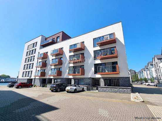 1 bedroom Flat for sale in Plymouth