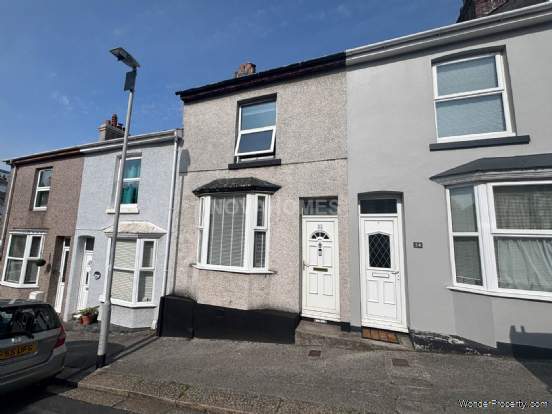 2 bedroom Terraced for sale in Plymouth