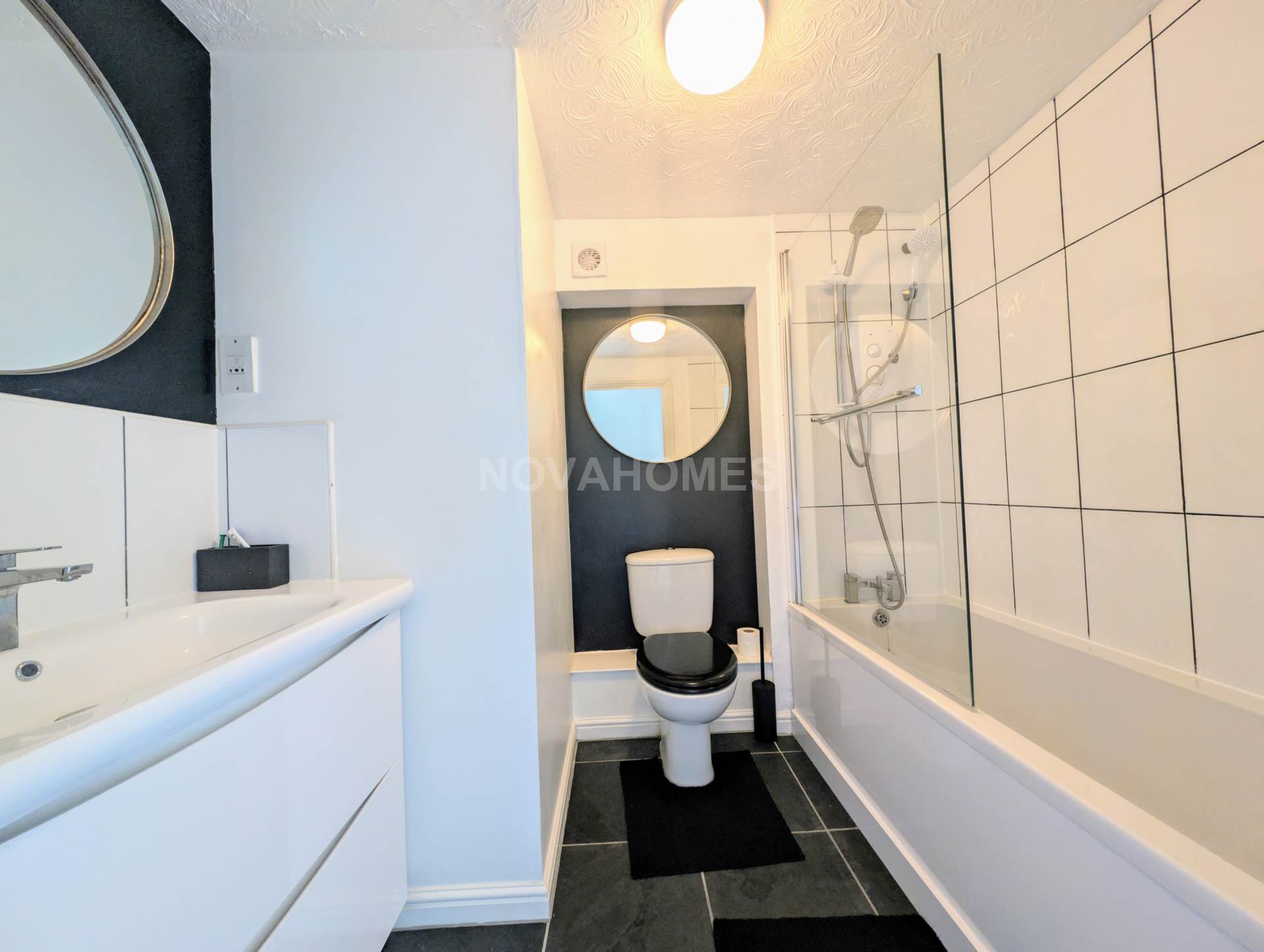 Additional Property Image 2 bedroom Flat for sale in Plymouth 8
