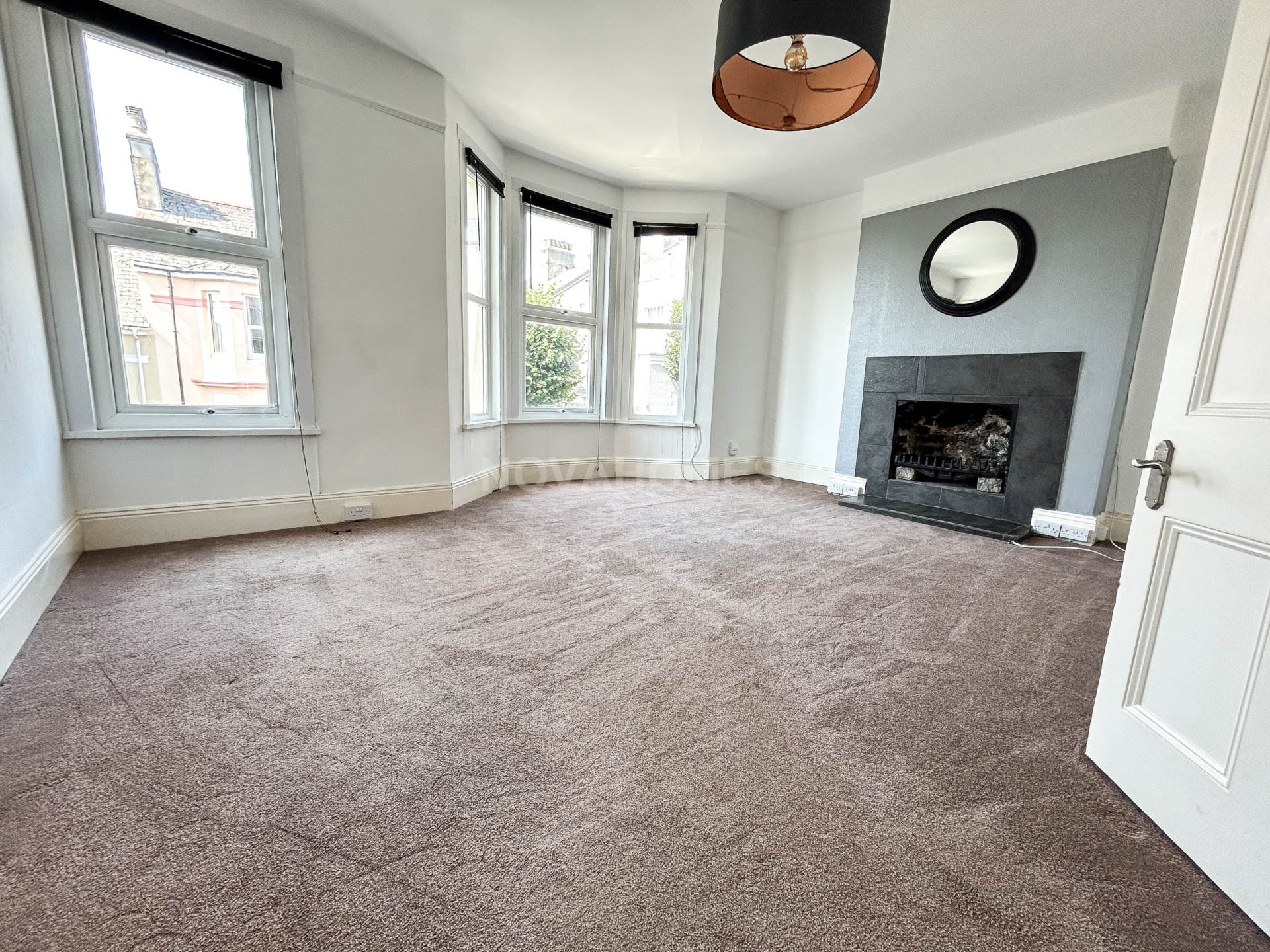 Additional Property Image 1 bedroom Flat for sale in Plymouth 2