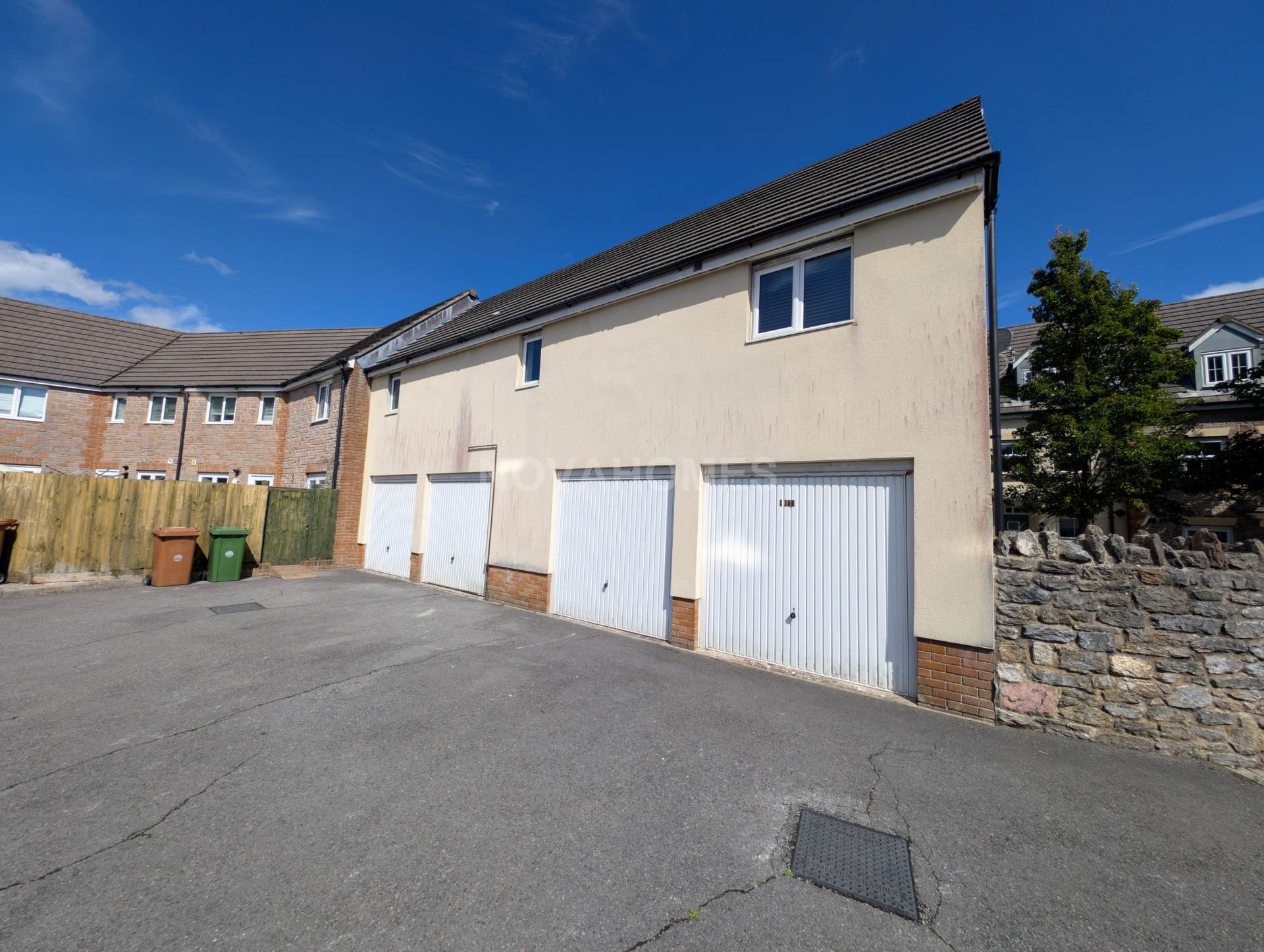 Additional Property Image 2 bedroom Coach House for sale in Plymouth 9