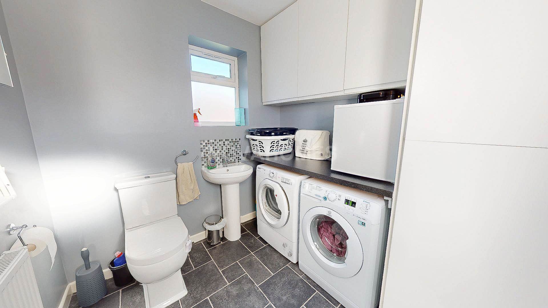 Additional Property Image 2 bedroom Detached to rent in Plymouth 6