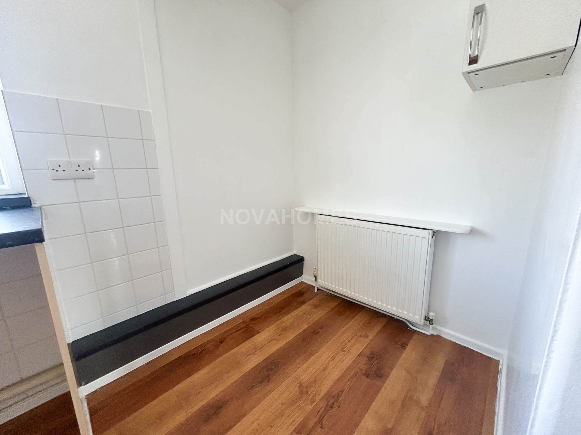 Additional Property Image 2 bedroom Flat to rent in Plymouth 8