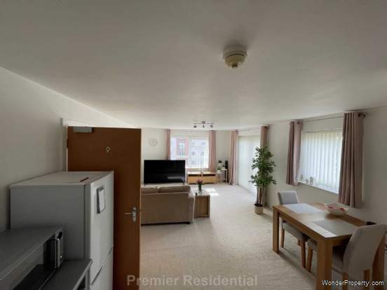 Additional Property Image 2 bedroom Apartment to rent in Salford 7
