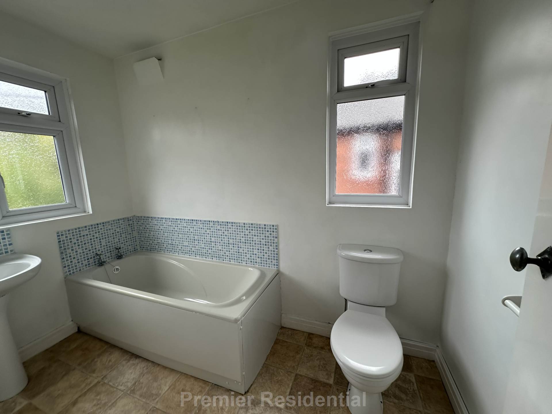 Additional Property Image 3 bedroom Detached to rent in Manchester 22
