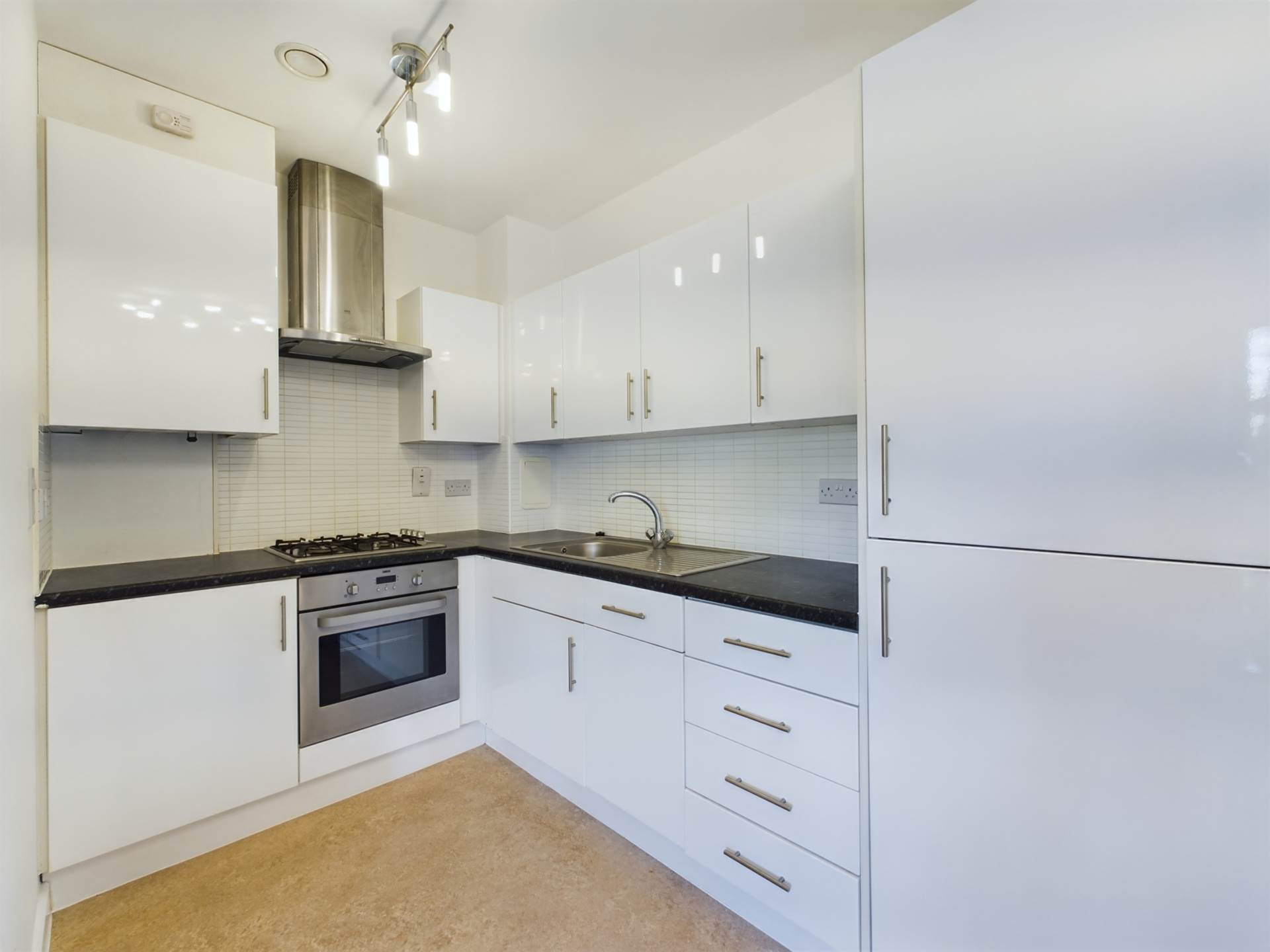 Additional Property Image 2 bedroom Apartment to rent in Hemel Hempstead 2