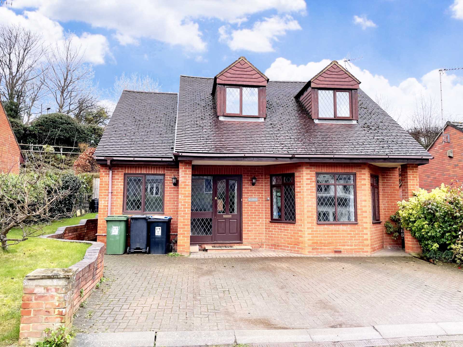 3 bedroom Detached to rent in Berkhamsted