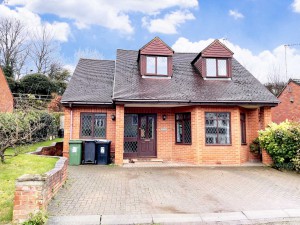 3 bedroom Detached to rent in Berkhamsted