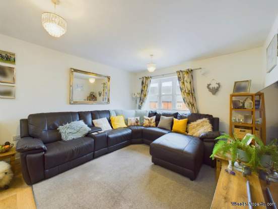 Additional Property Image 2 bedroom Coach House to rent in Aylesbury 4