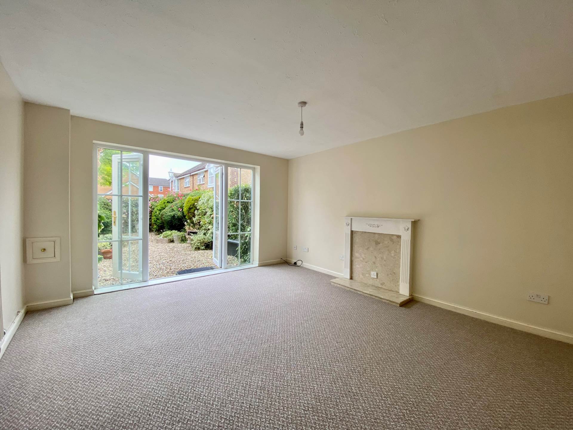 Additional Property Image 2 bedroom Terraced to rent in Aylesbury 3