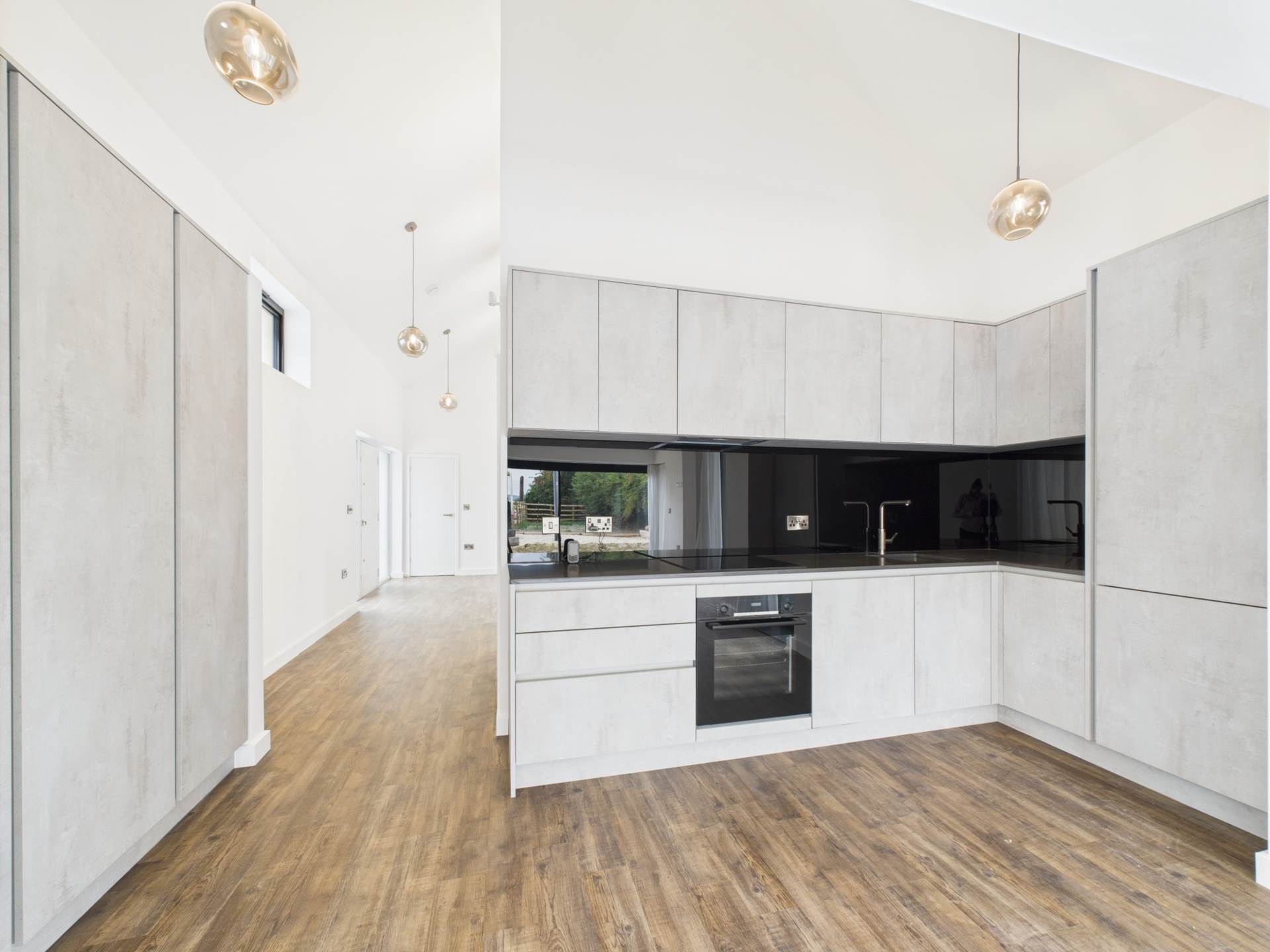 Additional Property Image 2 bedroom Detached to rent in Aylesbury 2