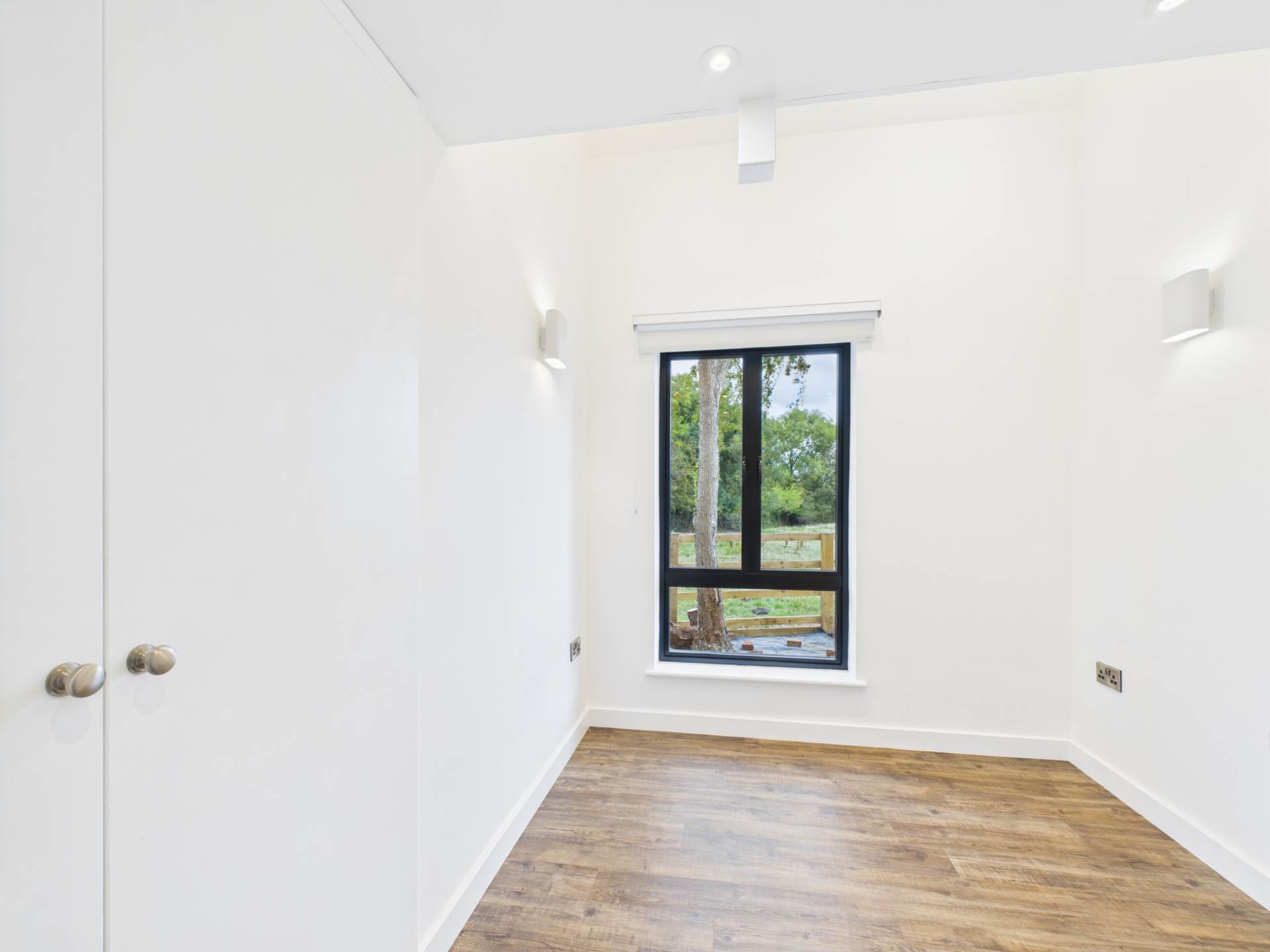 Additional Property Image 2 bedroom Detached to rent in Aylesbury 10