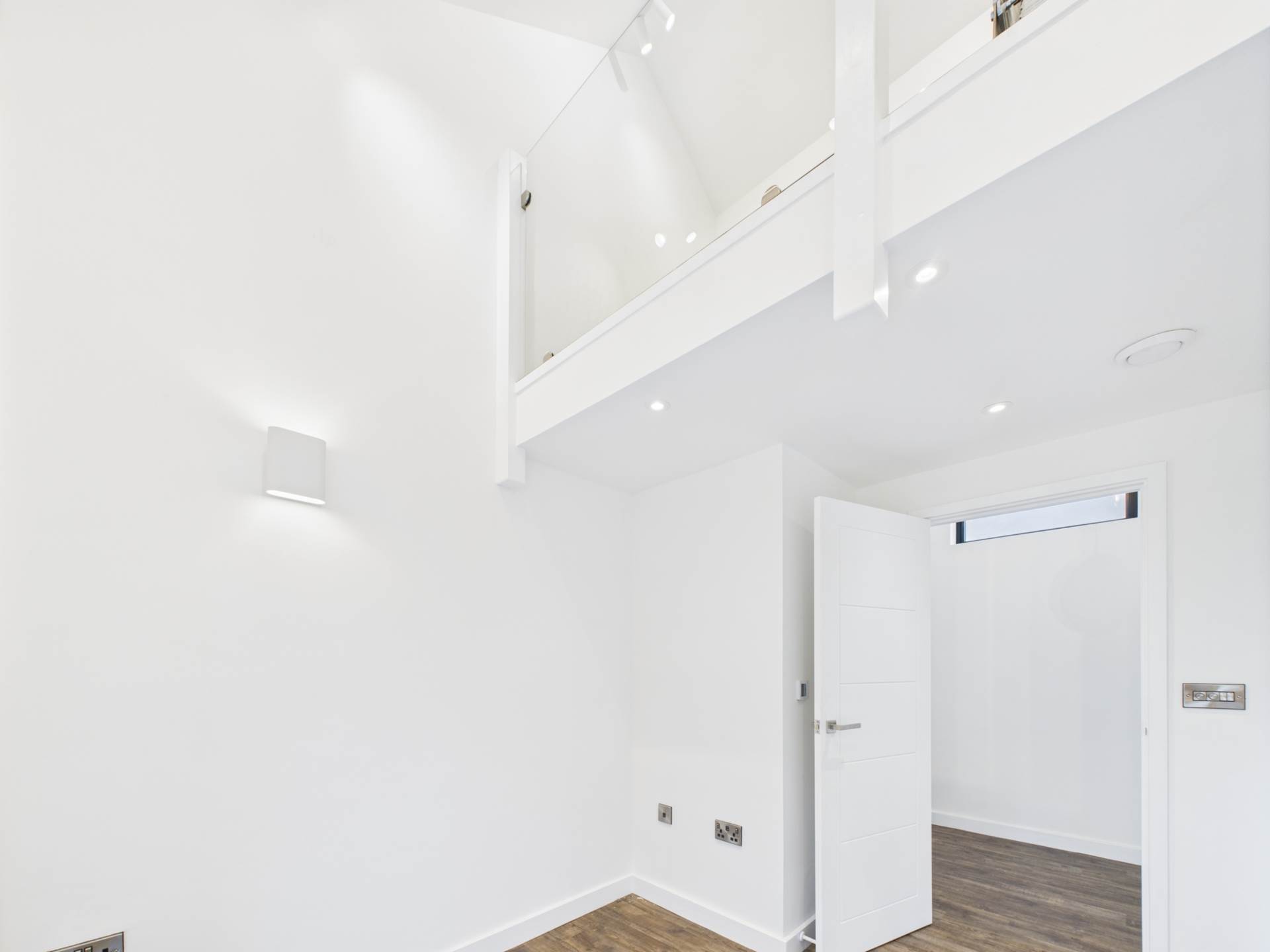Additional Property Image 2 bedroom Detached to rent in Aylesbury 11