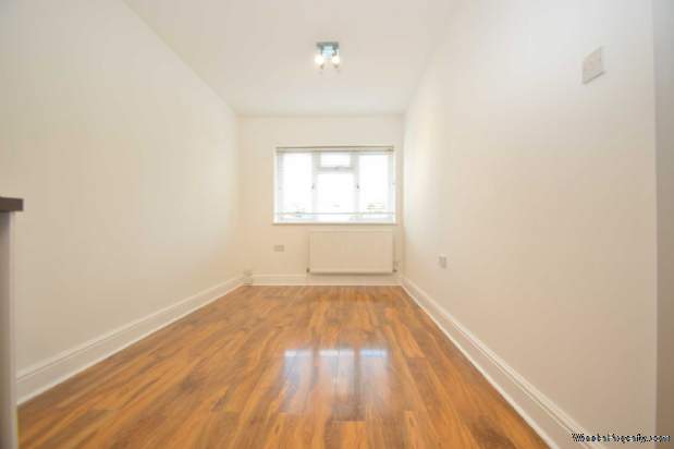 Additional Property Image 3 bedroom Maisonette for sale in Addlestone 3