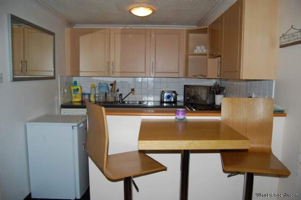 Additional Property Image 1 bedroom Maisonette for sale in Addlestone 3