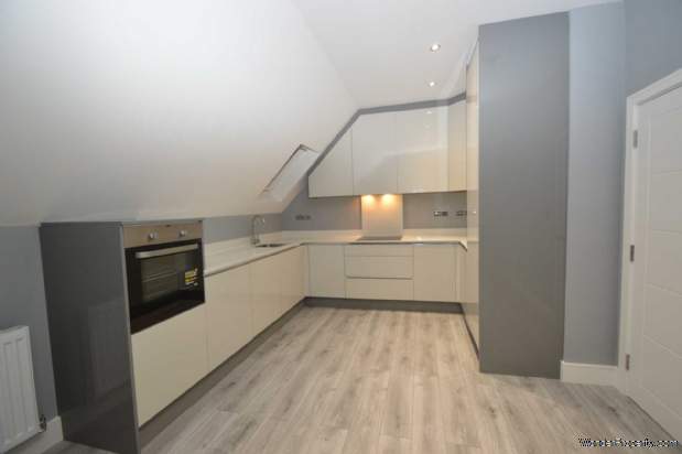 Additional Property Image 2 bedroom Apartment for sale in Purley 3