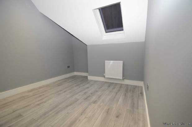 Additional Property Image 2 bedroom Apartment for sale in Purley 6