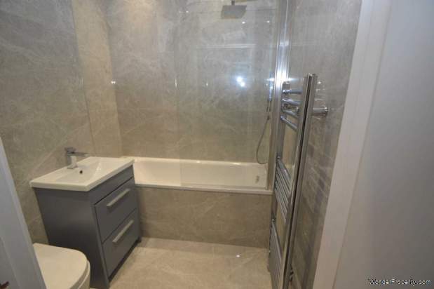 Additional Property Image 2 bedroom Apartment for sale in Purley 7