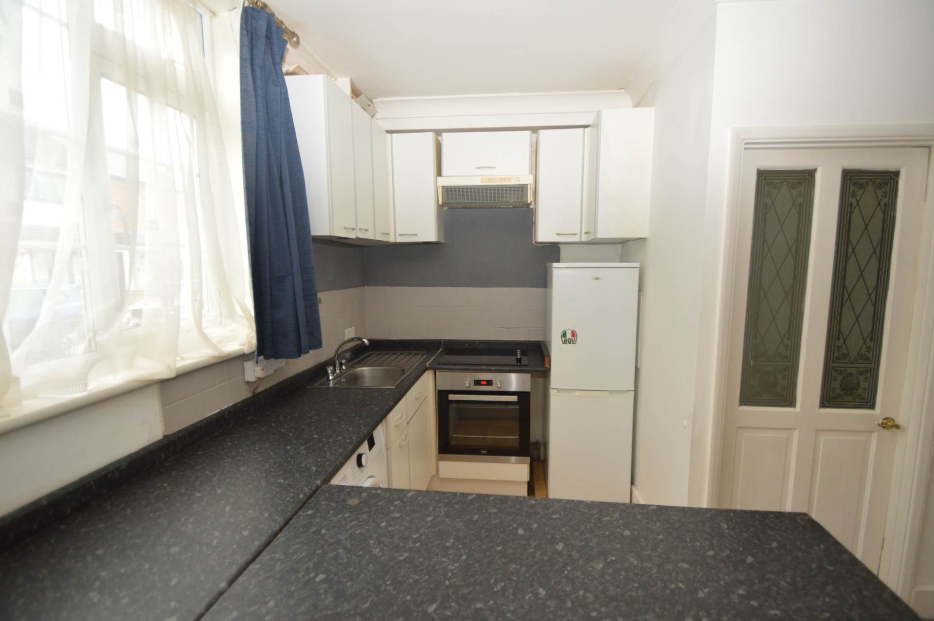 Additional Property Image 1 bedroom Maisonette for sale in Addlestone 3