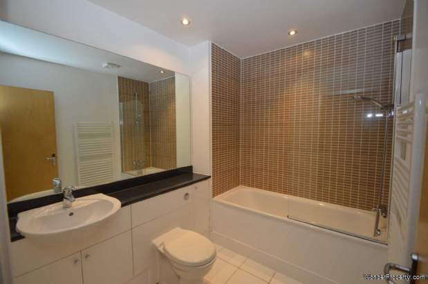 Additional Property Image 3 bedroom End of Terrace to rent in Addlestone 7