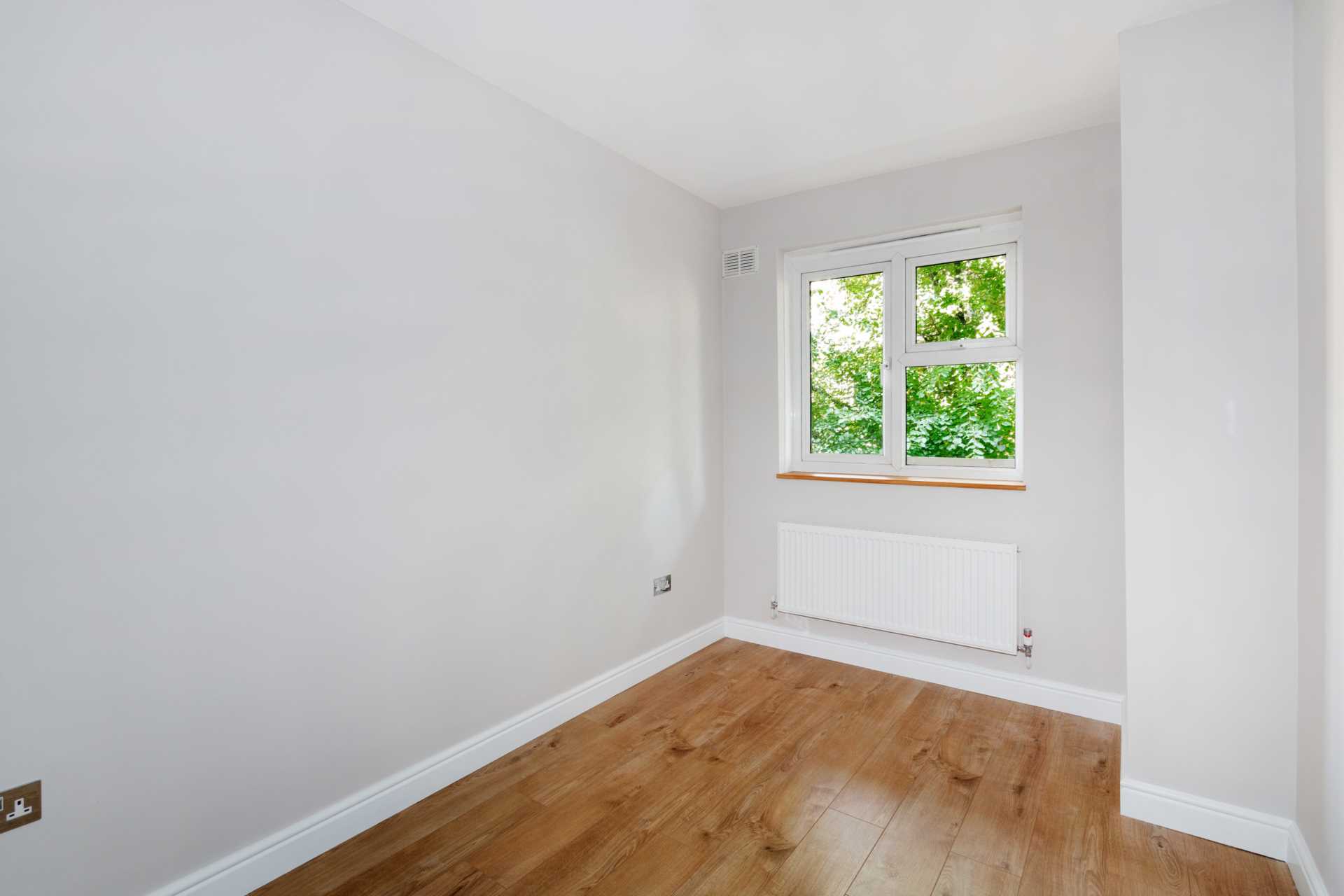 Additional Property Image 2 bedroom Apartment for sale in London 5