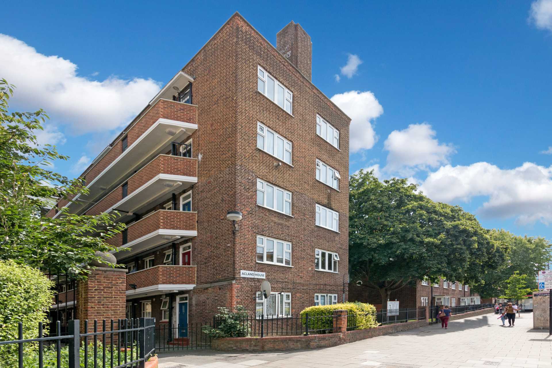 Additional Property Image 2 bedroom Apartment for sale in London 6