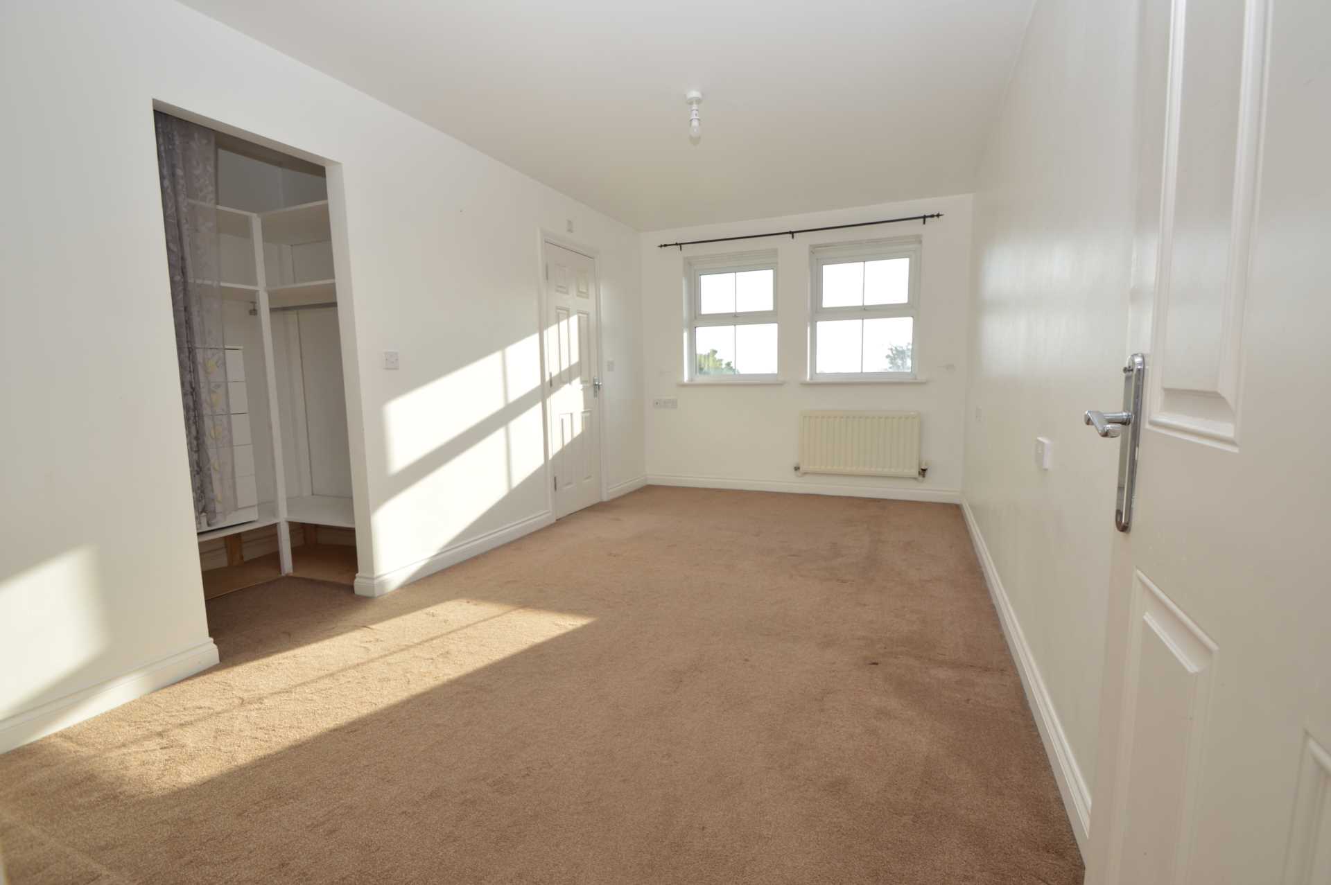 Additional Property Image 2 bedroom Apartment for sale in Uxbridge 4
