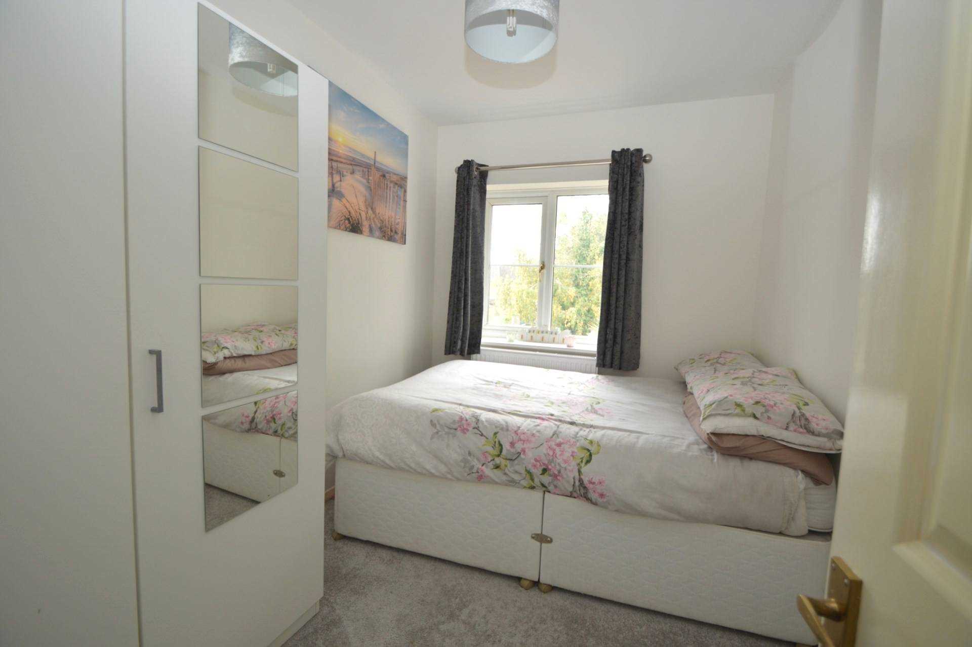 Additional Property Image 2 bedroom Terraced to rent in Addlestone 5