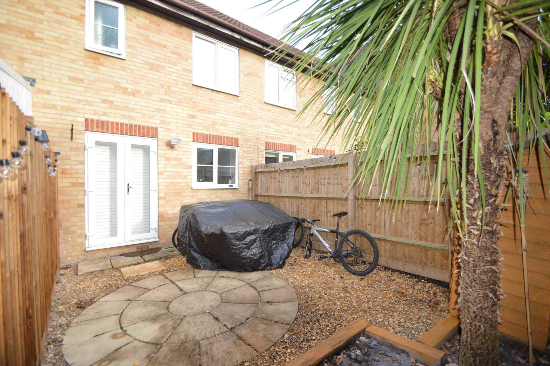 Additional Property Image 2 bedroom Terraced to rent in Addlestone 7