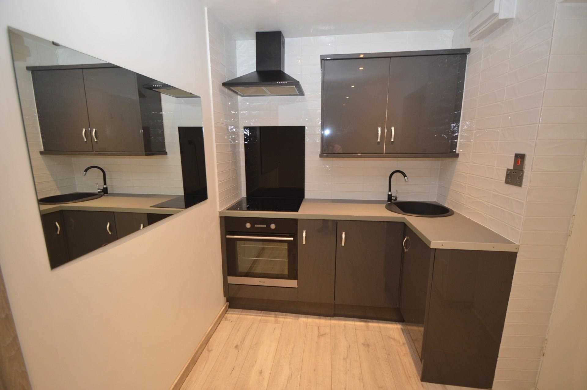 Additional Property Image 1 bedroom Apartment to rent in Lightwater 4