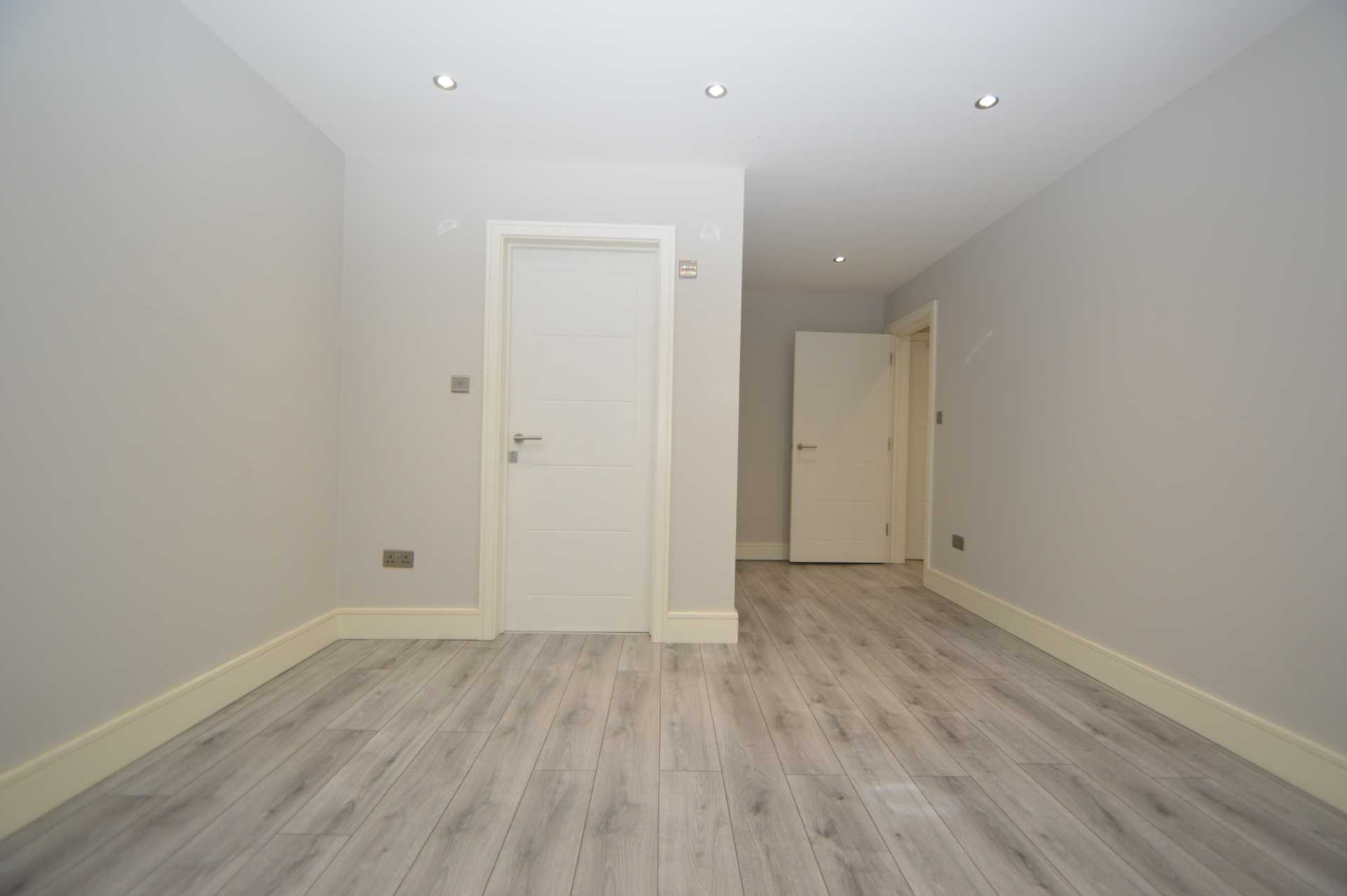 Additional Property Image 2 bedroom Apartment to rent in Purley 7