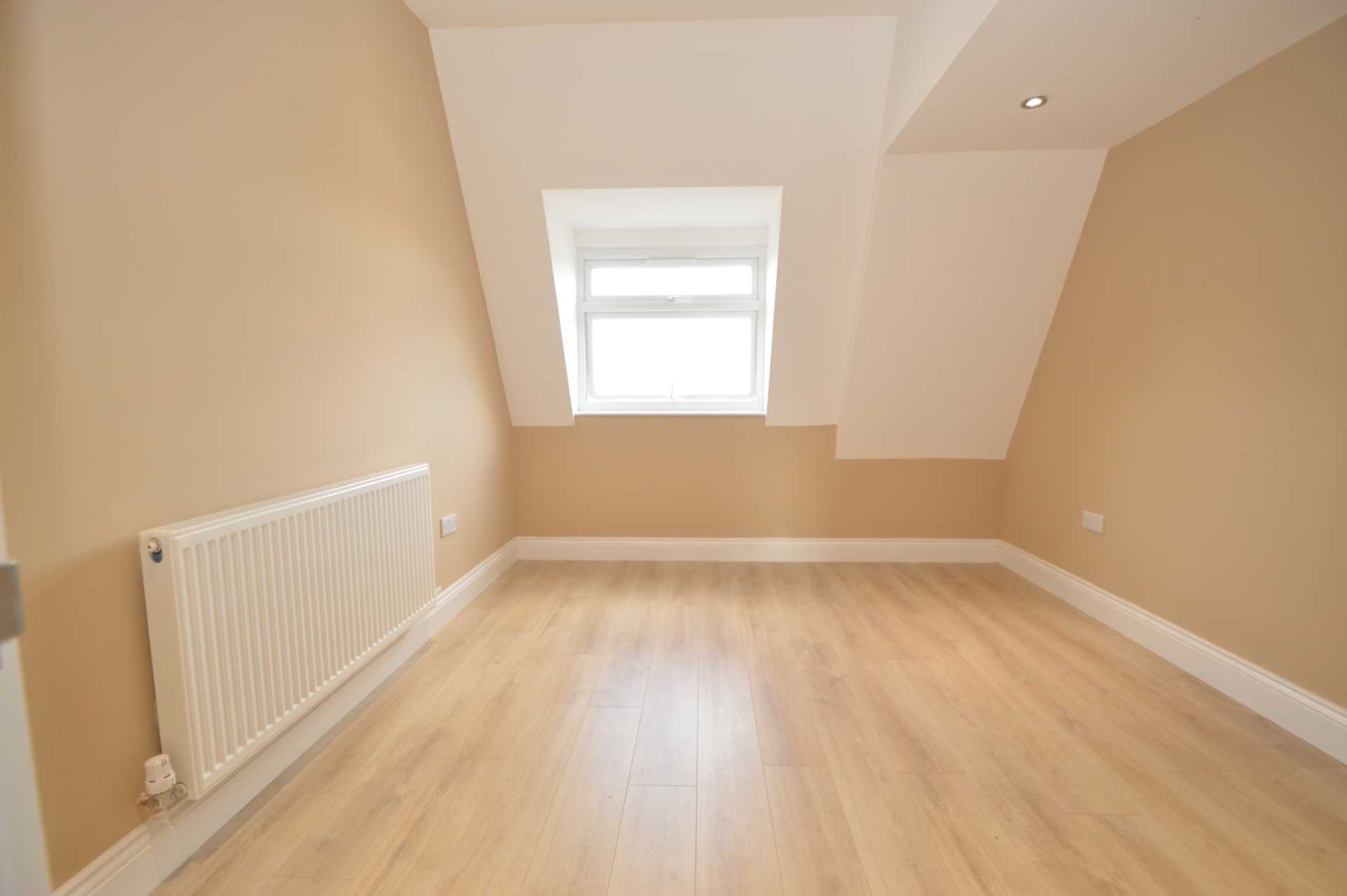 Additional Property Image 2 bedroom Apartment to rent in Addlestone 3