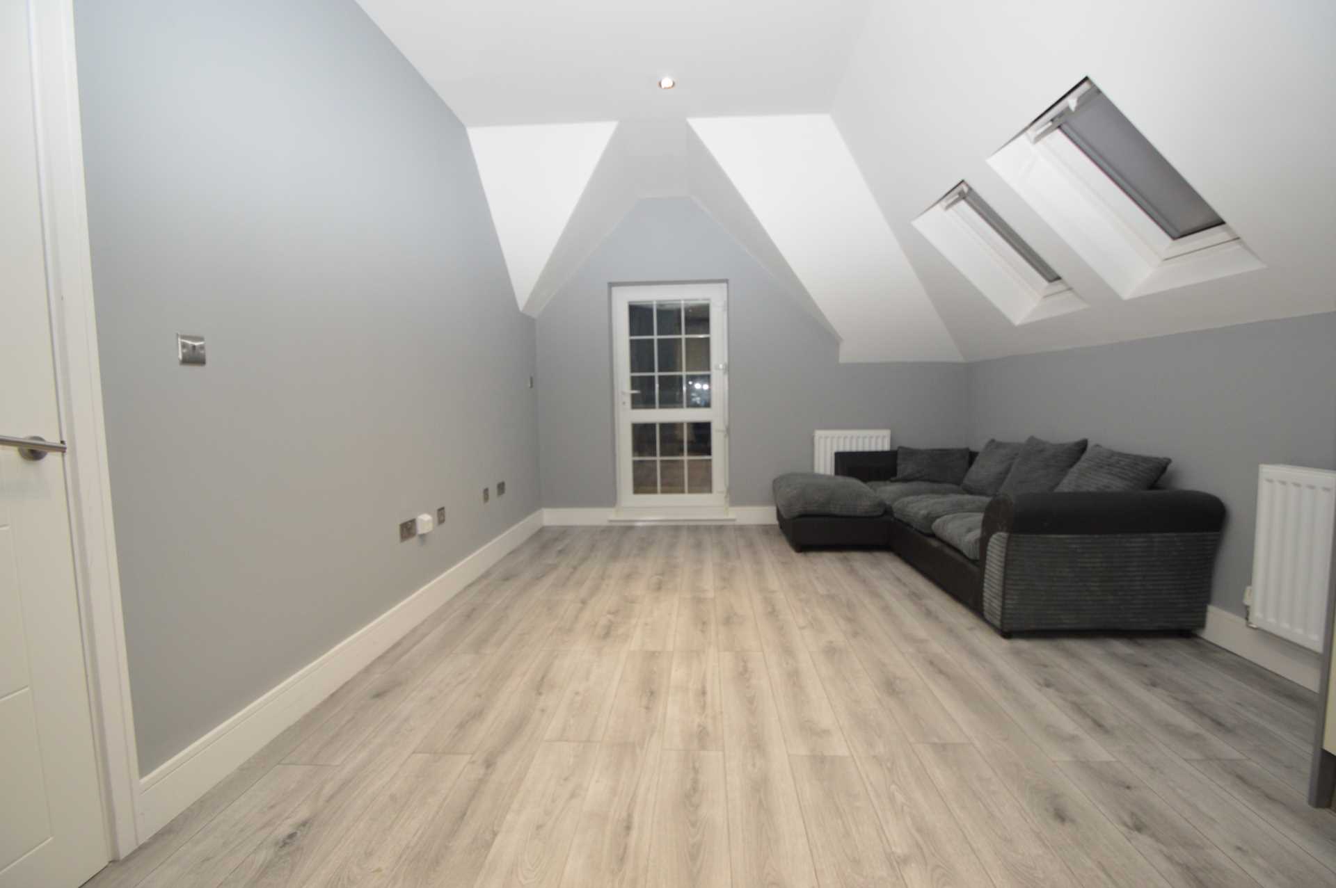 Additional Property Image 2 bedroom Apartment to rent in Purley 2