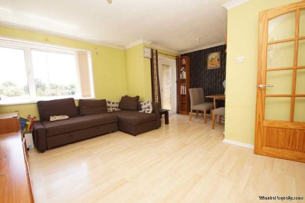 Additional Property Image 2 bedroom Flat for sale in Hemel Hempstead 2