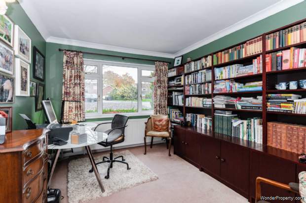 Additional Property Image 4 bedroom Detached for sale in Hemel Hempstead 8