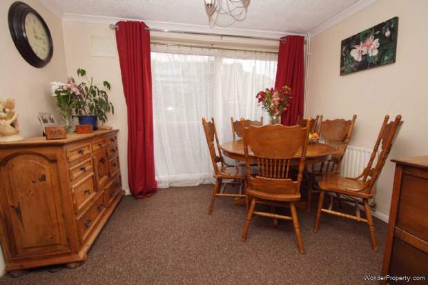 Additional Property Image 3 bedroom House for sale in Hemel Hempstead 4