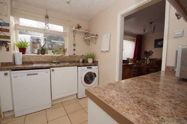 Additional Property Image 3 bedroom House for sale in Hemel Hempstead 8