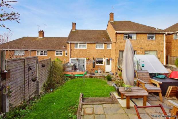 Additional Property Image 3 bedroom House for sale in Hemel Hempstead 11