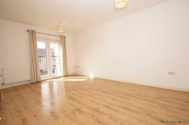 Additional Property Image 2 bedroom Flat for sale in Hemel Hempstead 4