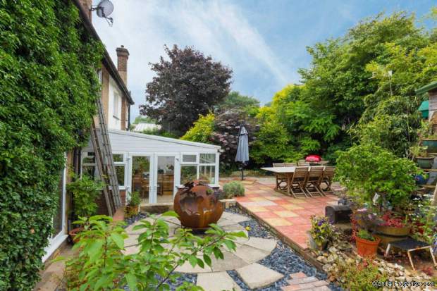 Additional Property Image 4 bedroom Semi Detached for sale in Hemel Hempstead 9