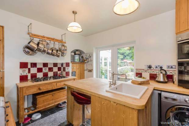 Additional Property Image 4 bedroom Semi Detached for sale in Hemel Hempstead 10