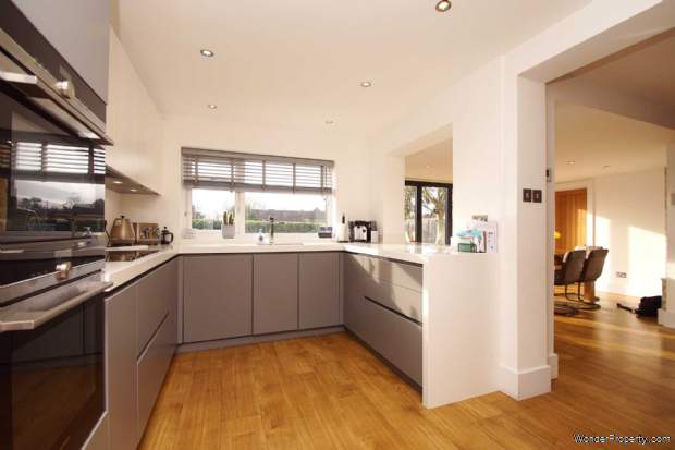 Additional Property Image 4 bedroom Detached for sale in Hemel Hempstead 5
