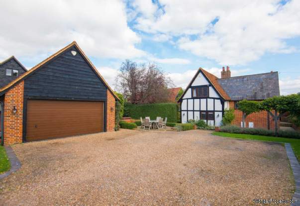 Additional Property Image 4 bedroom Detached for sale in Hemel Hempstead 13