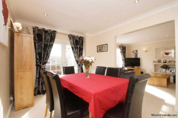 Additional Property Image 4 bedroom Detached for sale in Hemel Hempstead 7