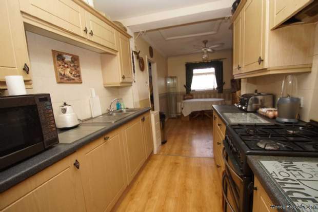 Additional Property Image 3 bedroom Bungalow for sale in Hemel Hempstead 3