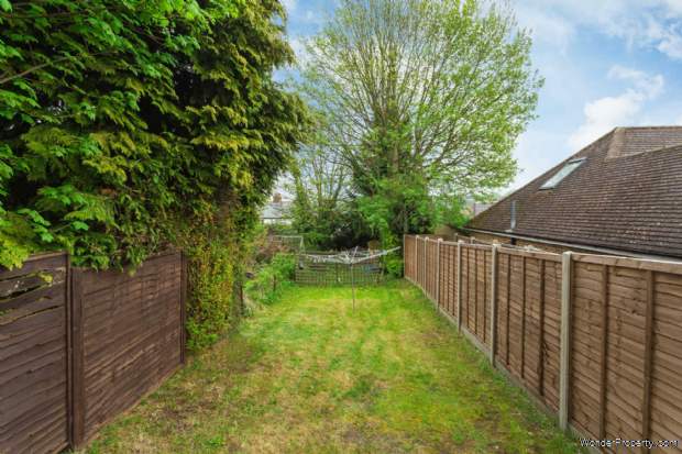 Additional Property Image 4 bedroom House for sale in Hemel Hempstead 11