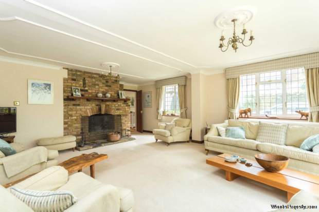 Additional Property Image 4 bedroom House for sale in Hemel Hempstead 2